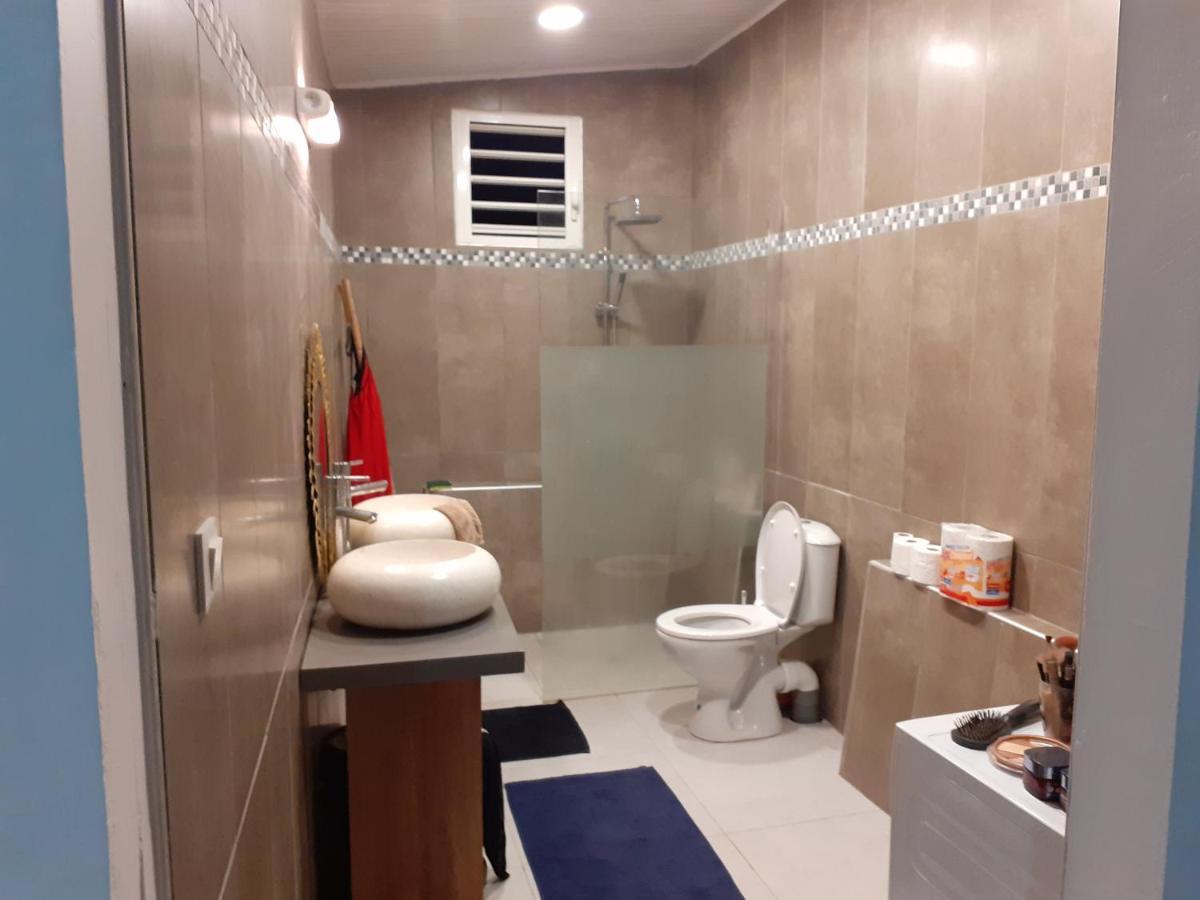 Chambre Chez L'Habitant Avec Piscine Privative Et Vue Panoramique Sur La Mer Des Caraibes Desmarinieres Exteriör bild